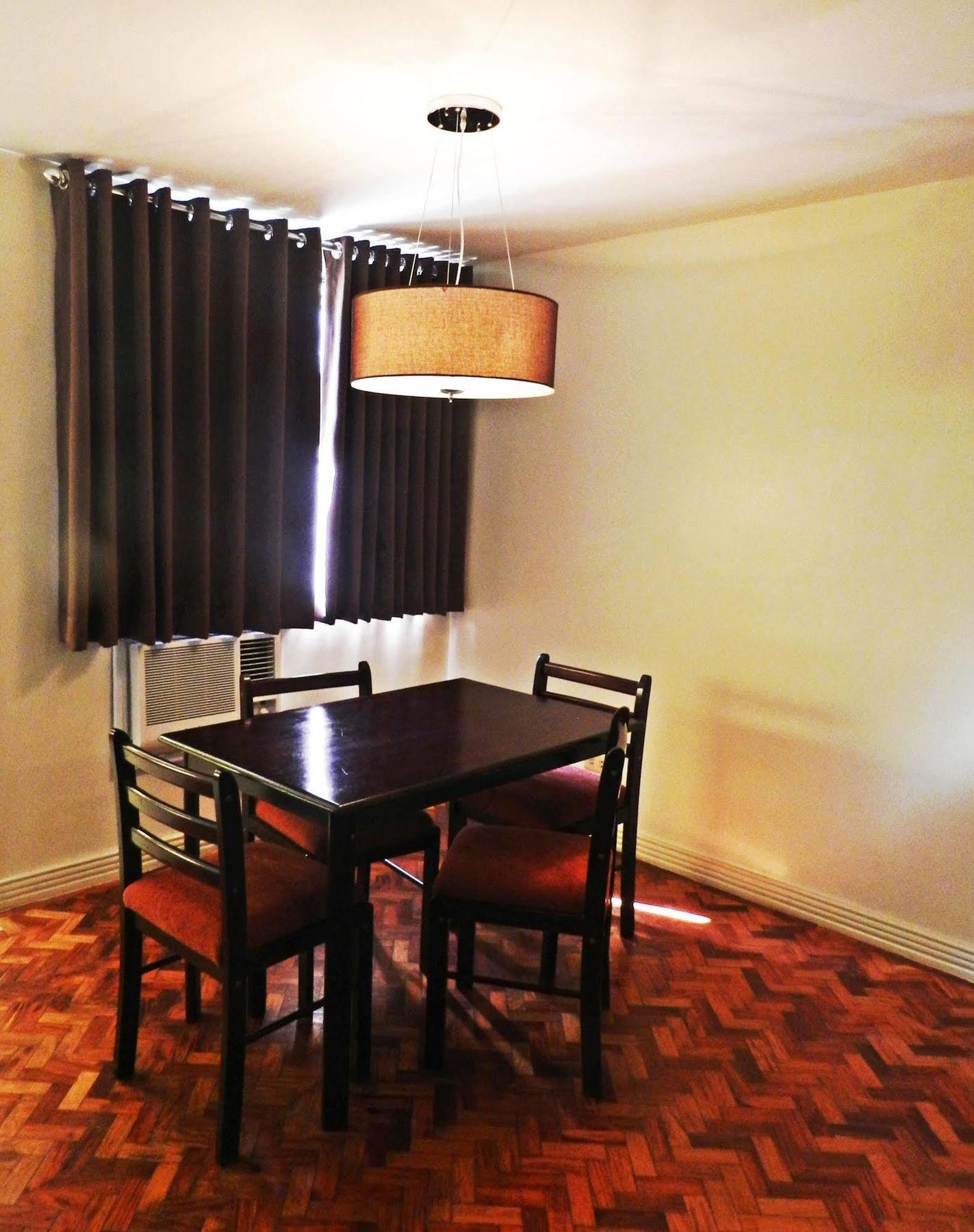 Salcedo Suites Makati City Exterior photo